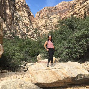 Meet your Posher, Elizabeth